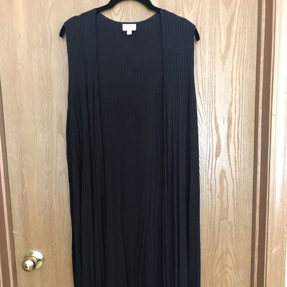 LuLaRoe Medium Black Joy Vest